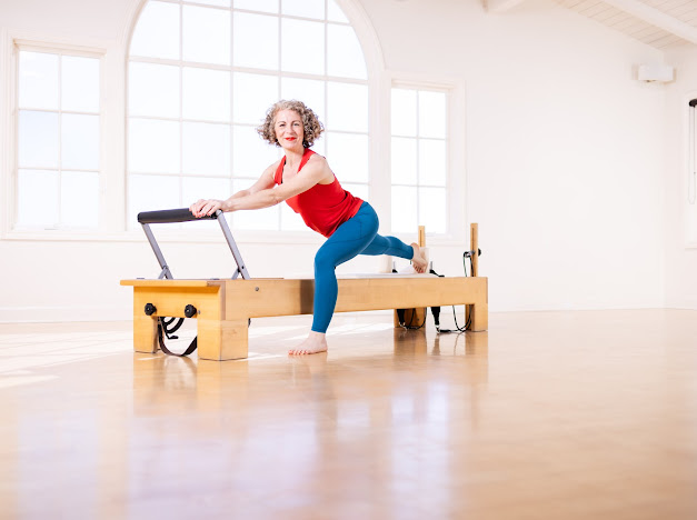 Claire Sparrow Pilates teaching real online classes